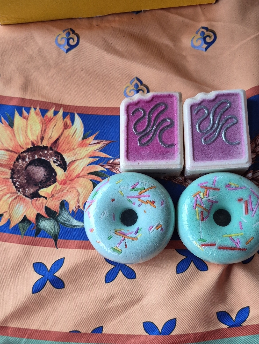BIOPURE -- 4 PC BATH FIZZERS Bundle🚿Hazelnut Sprinkle & Frosted Strawberry